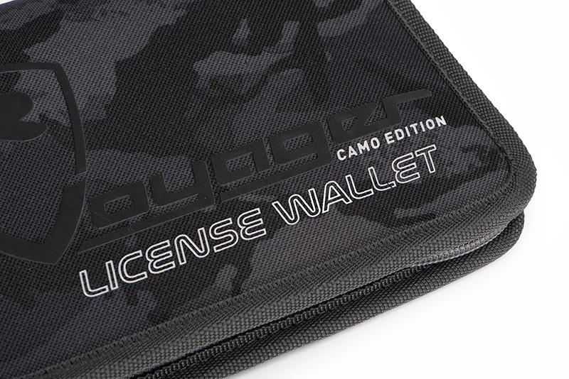 Puzdro na doklady Voyager Camo License Wallet / Darčekové predmety / vankúše, peňaženky, ostatné